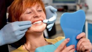 prótese sobre implante