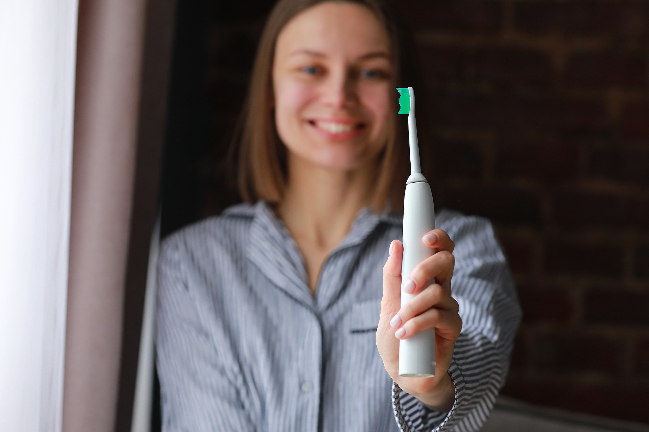 Escova de dente elétrica é boa? Saiba quais as suas vantagens - Blog ...